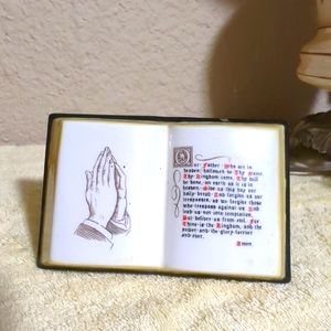 Ceramic Christian Book Lord's Prayer Our Father Figurine with Praying Hands Vtg.
